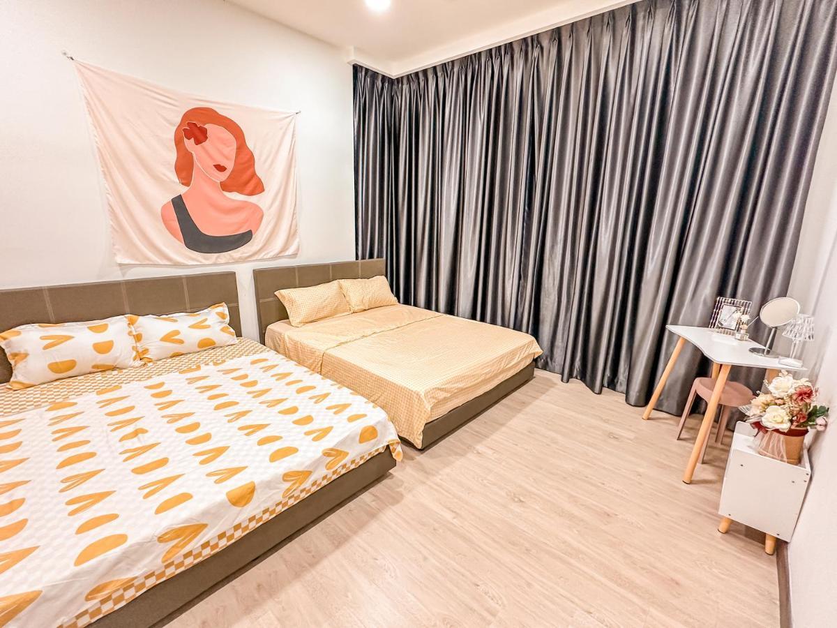 Starry Homes @ Green Haven 2Beds 2Bath+Pool View Masai Kültér fotó